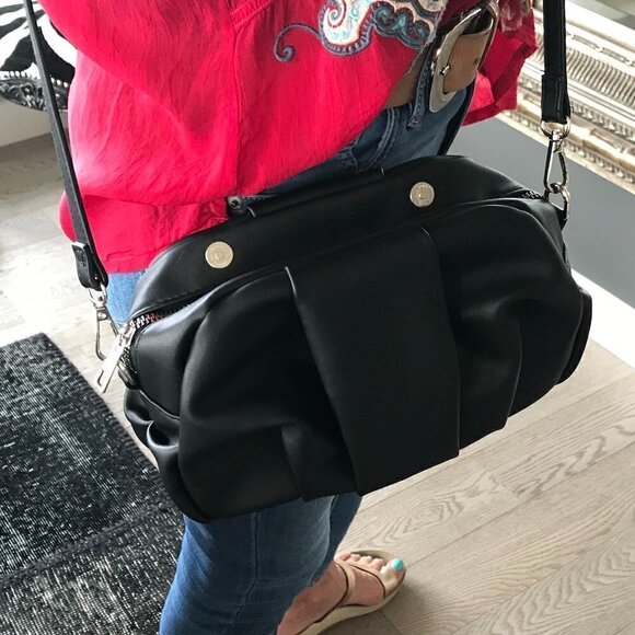 PIECES black crossbody/clutch bag silver hardware faux leather, 10 x 7.5 x 2" - Picture 3 of 10